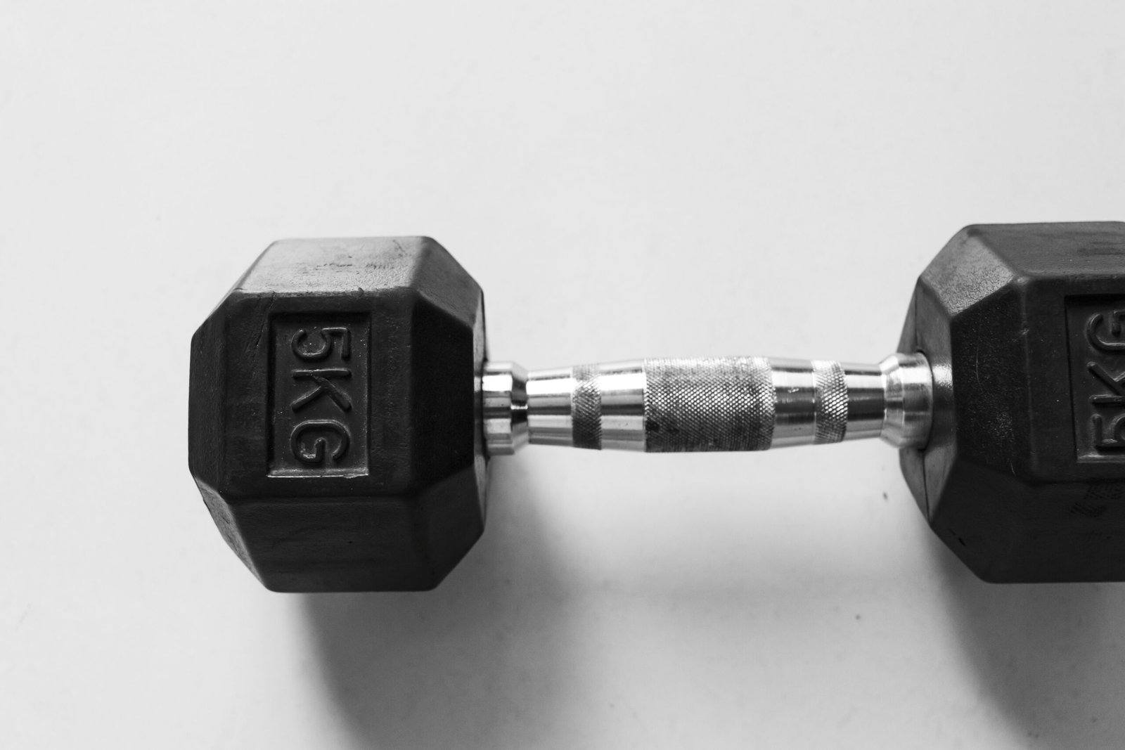 Amazon Basics Rubber Hex Dumbbell Hand Weight: A Comprehensive Review